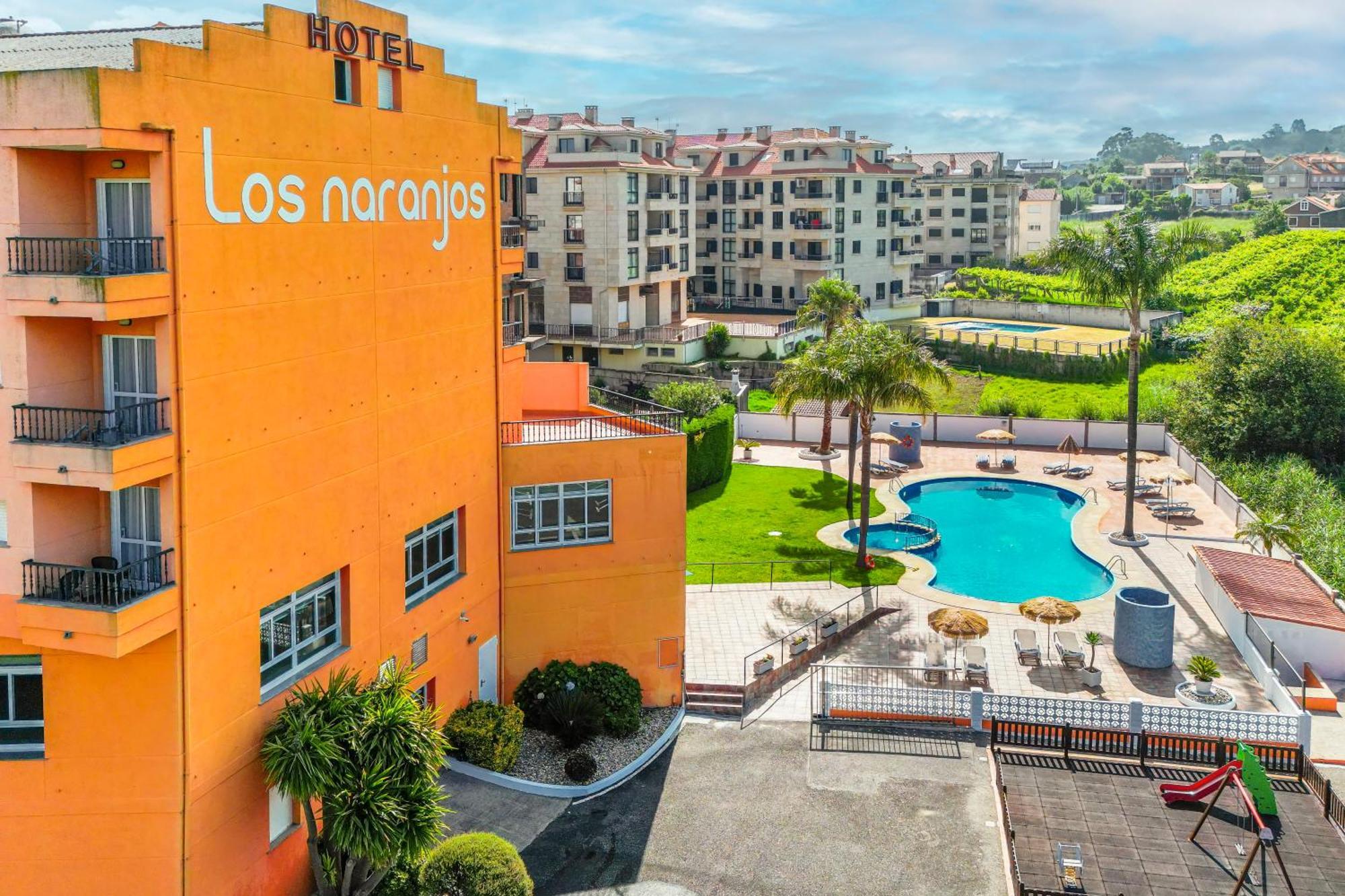 רבולטה Hotel Los Naranjos מראה חיצוני תמונה