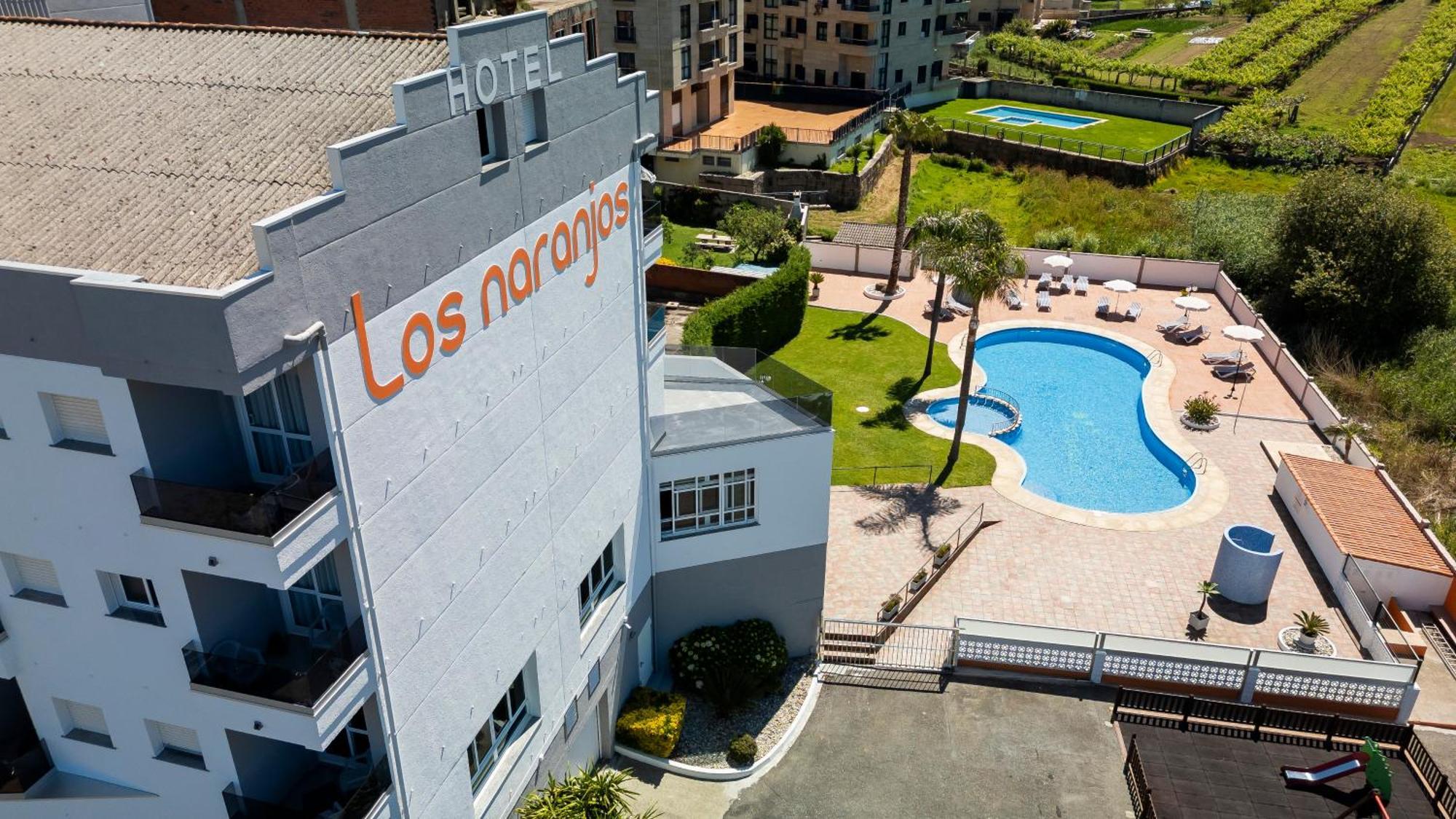 רבולטה Hotel Los Naranjos מראה חיצוני תמונה