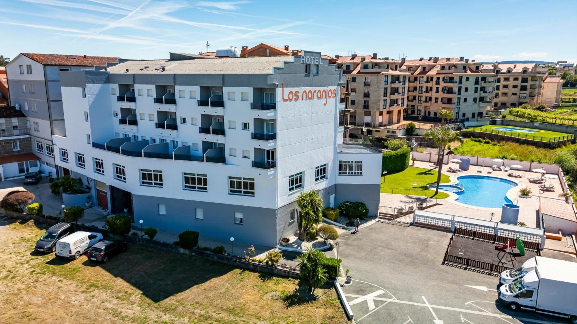 רבולטה Hotel Los Naranjos מראה חיצוני תמונה